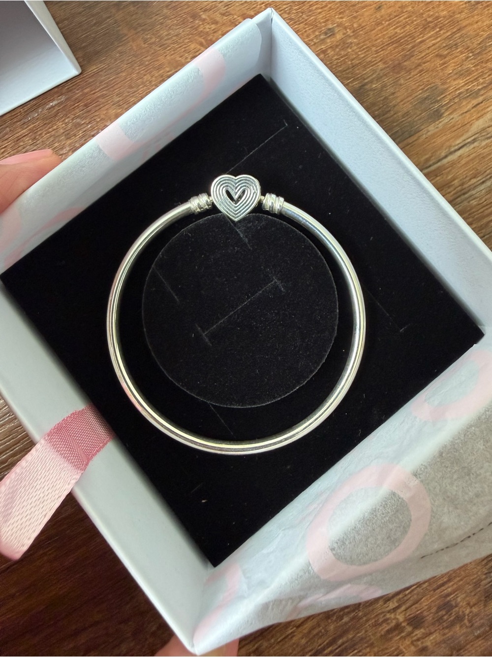 Pandora Radiating Heart S925 Silver Bangle Bracelet